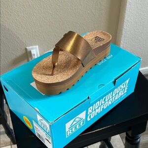 NIB Reef Metallic Bronze Cork Platform Slide 7
